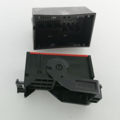 China Automotive 52 Pin Female Connector For Ford for sale