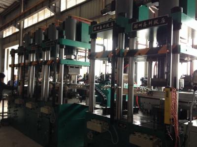 China Manual 100 Ton Four Column Hydraulic Press Machine Multifunctional High Rigidity for sale