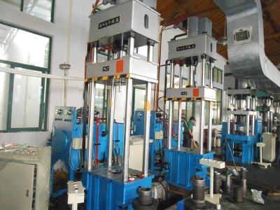 China Y27 315T Four Post Hydraulic Press Machine , Multi Purpose Hydraulic Press PLC Control for sale