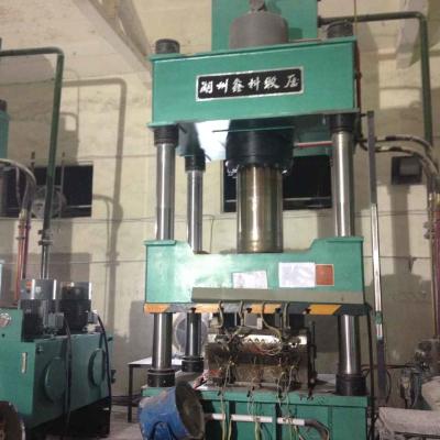 China Large Capacity  630T Compression Molding Press Adopted In Inverter Control System for sale