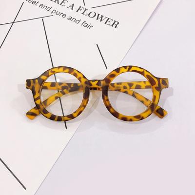 China Fashion Glasses Wholesale Retro Kids Custom Color Leopard Printing Round Frame Sunglasses Kids Party Glasses for sale