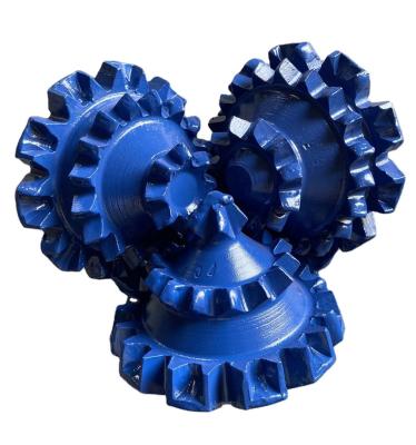 China Bore Hole Machine Steel Tooth Tricone Bit New Product 2023 OEM Service Blue  Drill Bit Drilling Tool for sale