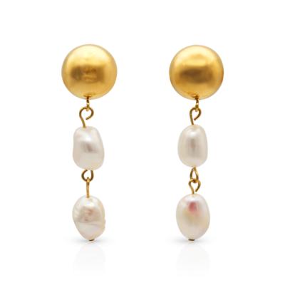 China Trendy Chris April Fashion In Stock 316L Stainless Steel PVD Gold Plated Minimalist Half Ball Drop Earring With Freshwater Pearl for sale