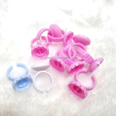 China Long Natural Disposable Lash Glue Ring Cup Eyelashes Extension Finger Holder V Shape Easy To Make Fans Volume Nail Art Adhesive Holder for sale