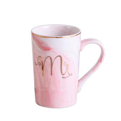 China Married Couples Flamingo Marble Mugs Bridal Shower Engagement Groom Bride Wedding Gift Mr. And Mrs. Gift Mugs for sale