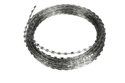 China Razor Fencing Wire Bto-22 Hot Dipped Galvanized Concertina Razor Wire for sale