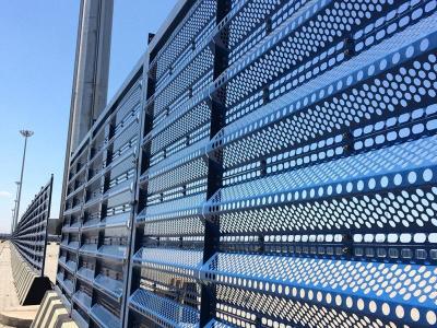 China Perforated Metal Wind Break Wall Anti-Dust Fence à venda