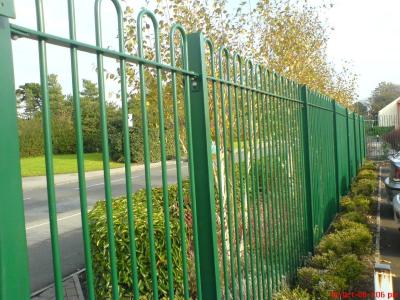 China 1200mm Height Bow Top Fence Te koop