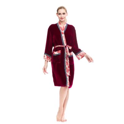 China Wholesale Breathable Comfortable Luxury 100% Mulberry Silk Women Long Robe Pajamas for sale