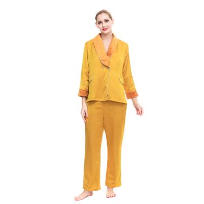 China Breathable Cost Effective Sleep Wear 100% Polyester Winter Long Sleeve Pajamas Set for sale