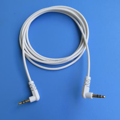 China Gold AUX. Speaker 2meter 90 Degree 3.5MM CABLE Wire Plated for sale