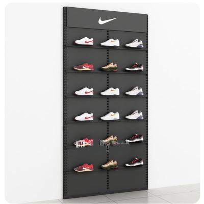 Chine Accueil Meubles en bois monté sur le mur Affichage de chaussures de sport avec étagères et fonctionnalités LED à vendre