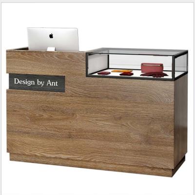 Cina Negozi di vendita al dettaglio Modern Wood MDF Checkout Reception Desk with Glass Box Checkout Counter in vendita