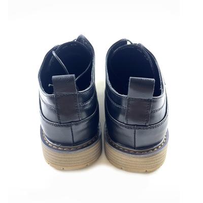 China Breathable Natural Texture Two Soft Lines Anti Slip And Layer Cowhide Fabric Wear Resistant Soft Unique Breathable Leather Shoes for sale