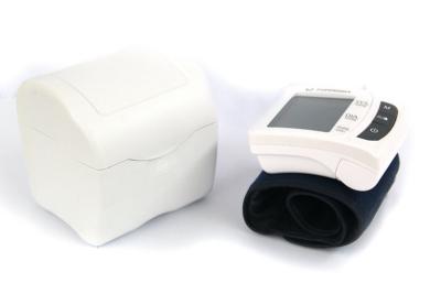 China Accuracy Home Blood Pressure Monitor Ambulatory With Backlight for sale