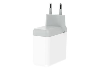 China QC3.0 Certified Quick Mobile Phone Charger / USB Wall Charger Drop Resistance for sale