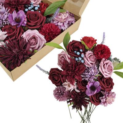 China Decorative Dried Rose Flower Small Dried Rose Natural Bouquets of Celebration European Style Flowers Dried Roses for sale