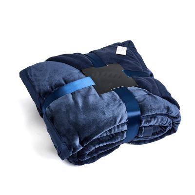 China Flannel Blanket Size 150X200Cm Solid Color Soft Touch Flannel Blanket Super Soft Fleece Wholesale Anti-Static Fleece Blanket for sale