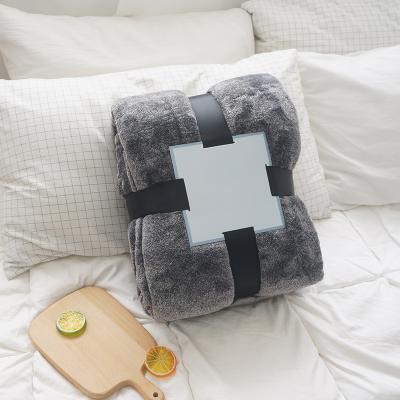 China Bulk Black Color Twin Size Fleece Blankets Anti-static Super Soft Customized Twin Size for sale