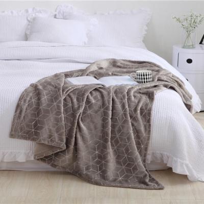 China New Design Anti-Static Tanning Printing Blanket 100% Portable Silver Polyester Foil Print Flannel Fleece Blanket for sale