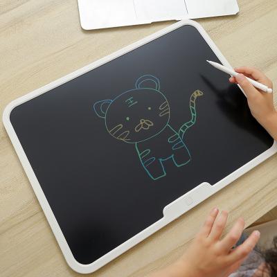 China 2022 Products 15/19 Inch LCD Writing Tablet Erasable Digital Self-adhesive Trending Magnetic Colorful Doodle Board Drawing Pad With Lock Key for sale