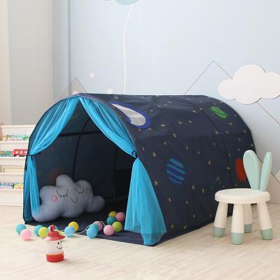 China New Princess Tent Bonus Star Kids Easy Foldable Play Tent Lights Girls Playhouse Kids Castle Play Tent For Kids for sale