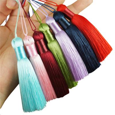 China handmade mobile phone tassel wholesales for sale