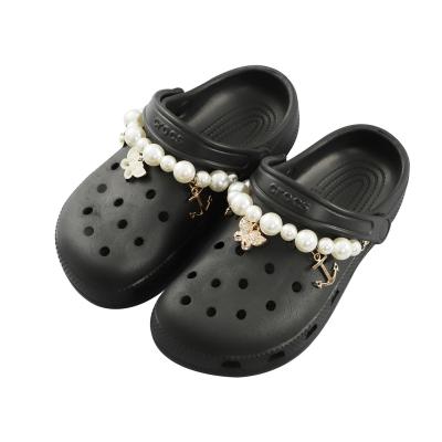 China New Fashion Pearl Durable Wholesale Shoe Chains DIY Popular Luxury Designer Shoe Accessories For Hinder Charm for sale