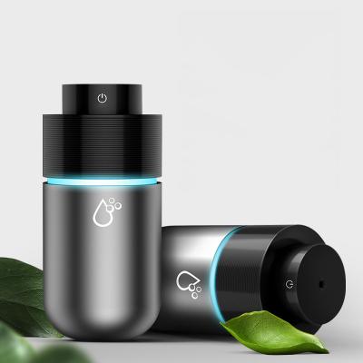 China 2021 Environmentally Friendly Hot Sale Mini Car Aroma Oil Spray Mist Air Diffuser Humidifier with USB for sale