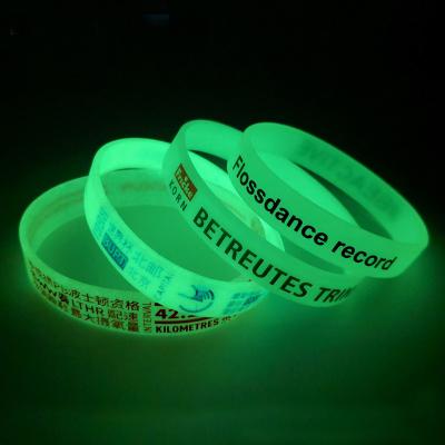 China High Quality Cheap Custom Eco-Friendly Events Environmental Friendly Rubber Wristband Party Festival Logo Bulk Glow Silicone Luminous Glowing Wristband for sale