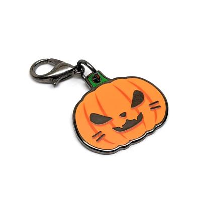 China High Quality Custom Made Enamel Festival Nickel Plated Black Key Chain Tag Pet America Metal Halloween Pumpkin Cute Dog Tag for sale