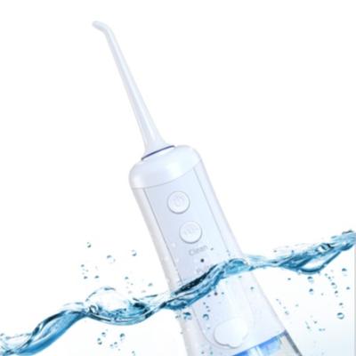 China Best Selling USB White Color Irrigator Flosser Portable Dental Oral Water Filling Teeth Clean New Design for sale