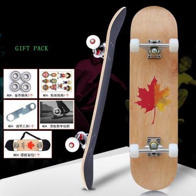 China High End Custom Complete Skateboards voor extreme sporten buiten slijtvastheid Te koop