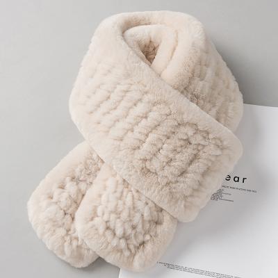 China 2021 Hot Selling Ladies Rex Rabbit Fur Knitted Winter Plush Warm Wholesale Luxury Women's Blanket Comfortable 100% Instant Scarf Ring for sale