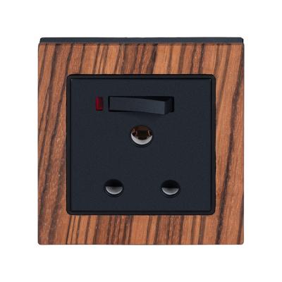 China BOTON 15A Socket Wall Recessed UK Standard Switch 86X88MM for sale