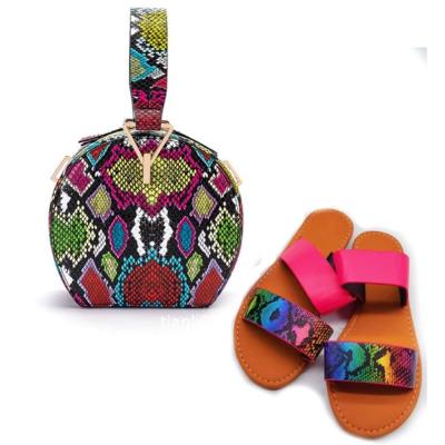 China Jelly Purse With Slides Slippers And Bags Anti-Slip Strap Women's Sandals And Transparent Handbag Doubles for sale