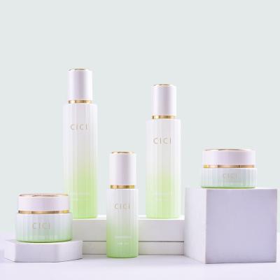 China 30g 1oz 50g Eco-friendly Recyclable Eco-friendly Round Face Cream Jar 40ml 100ml 120ml Cosmetic Spray Pump Bottle Green White Glass White Set for sale