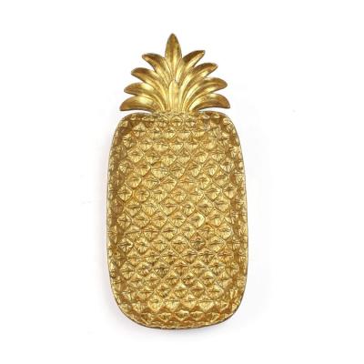 China Wholesale Europe Resin Pineapple Ornaments Gold Foil Wall Art Decoration for sale