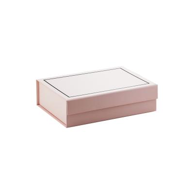 China Recyclable High Quality Magnetic Closure Folding Giftbox Pink Color Packaging Box for sale