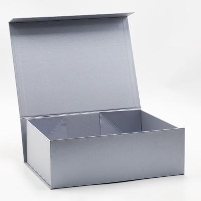 China Recyclable Customized Packaging Kit Products Packing Magnetic Closure Lid Rigid Gifts Hamper Boxes for sale