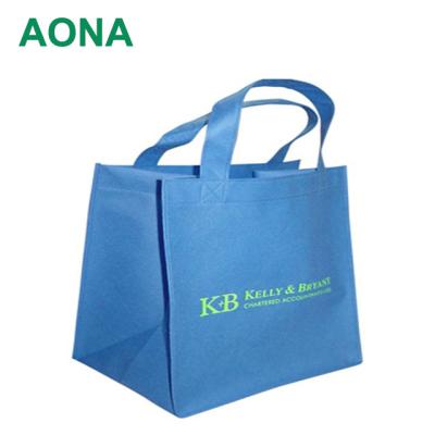 China Shopping Fine Seam Designed Non Woven Shopping Bag 100% Bags And Square Shape Nonwoven for sale