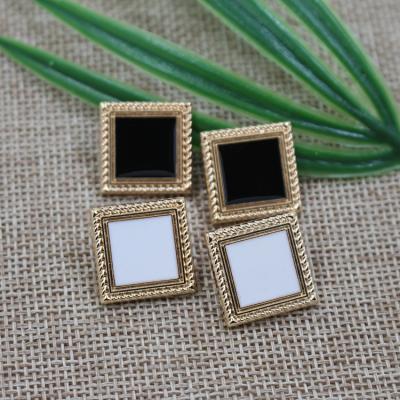 China Sustainable High Quality Square Women Decorative Coat Suits Sewing Button for sale