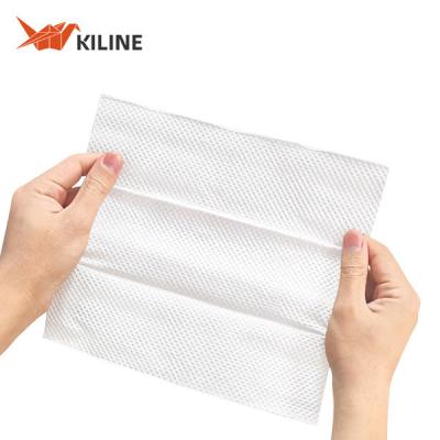 China 40gsm Laminated V Fold Disposable Hand Towels Wood Pulp Hand Paper Towels for sale