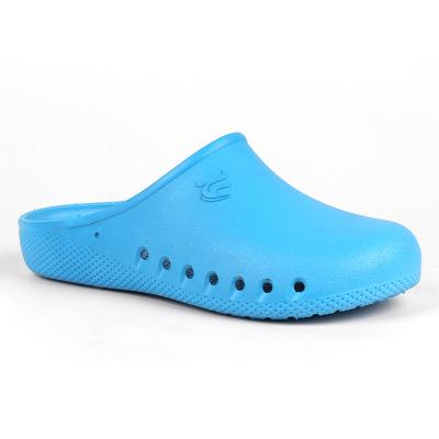 China Custom Non-Slip Cushioning Anti-Odor Medical Care Clogs Shoes For Women for sale