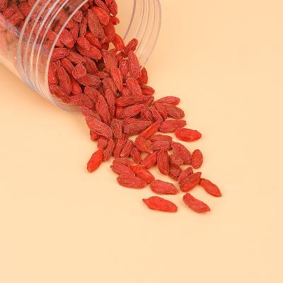 China Qinghai Good Dried Supplier Dried Dark Wolfberry Certificated Organic Dried Red Goji Berry for sale