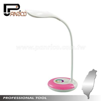 China Usb 5W Eye Protection Flexible Led Color Table Lamp Changing Led Desk Lamp for sale