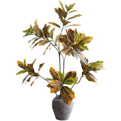 China Home Hotel Decoration Gift Water Office Tree Plastic Ficus Tree Large Artificial Gold Green Plants Superb Ornamental Trees for sale