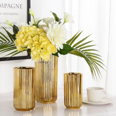 China Modern Flower Pot Vase Gifts and Crafts Flower Potted Modern Home Vase Flower Pot Vase Resin Nordic Indoor Vase for sale