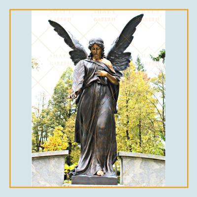 China Elegant Guardian Angel Memorial Garden Original Europe Factory Supply Cemetery Bronze Statue for sale