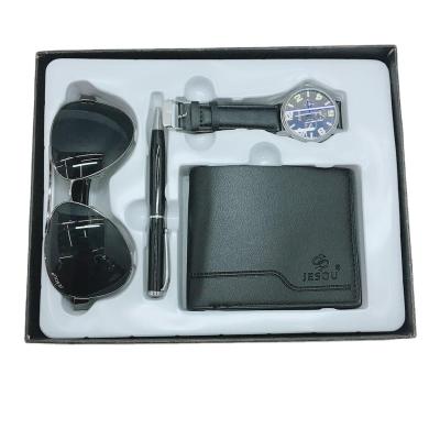 China 2020 Boutique Packaging Watch + Wallet Sunglasses Pen Set Business Gift Box Set Man for sale